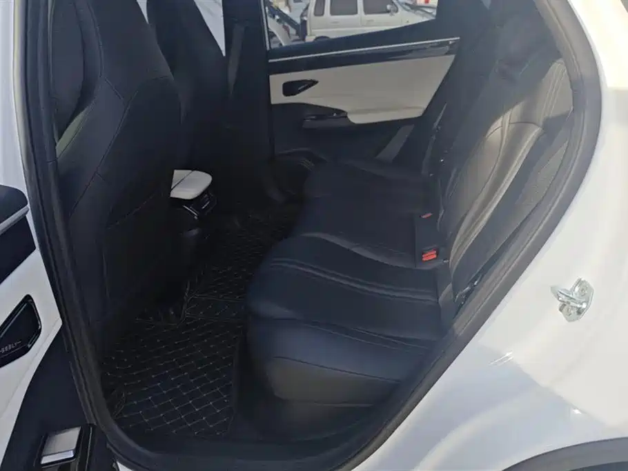 Geely Galaxy Galaxy L7