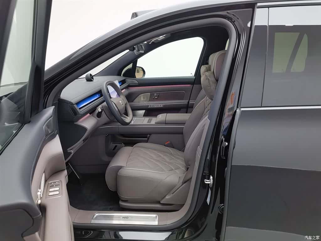 NIO ES8, 2025 10