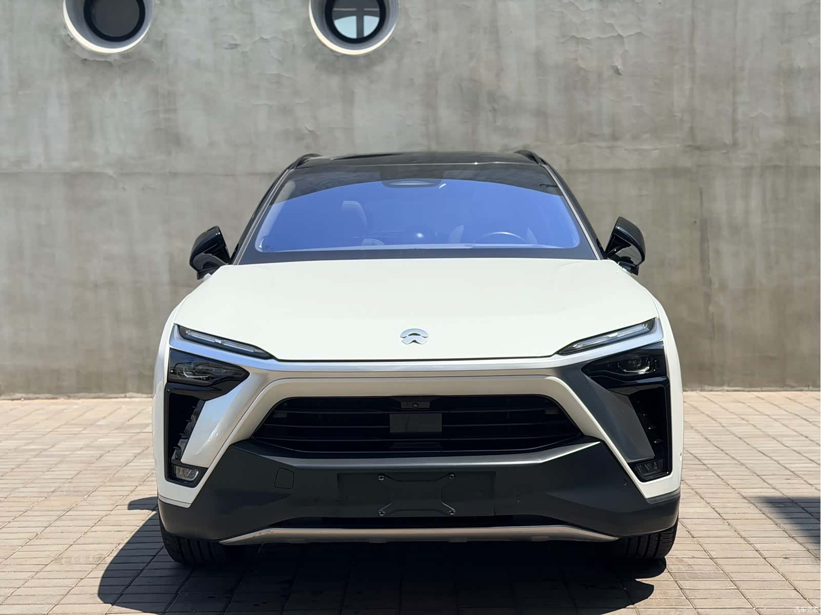 NIO ES8, 2021 2