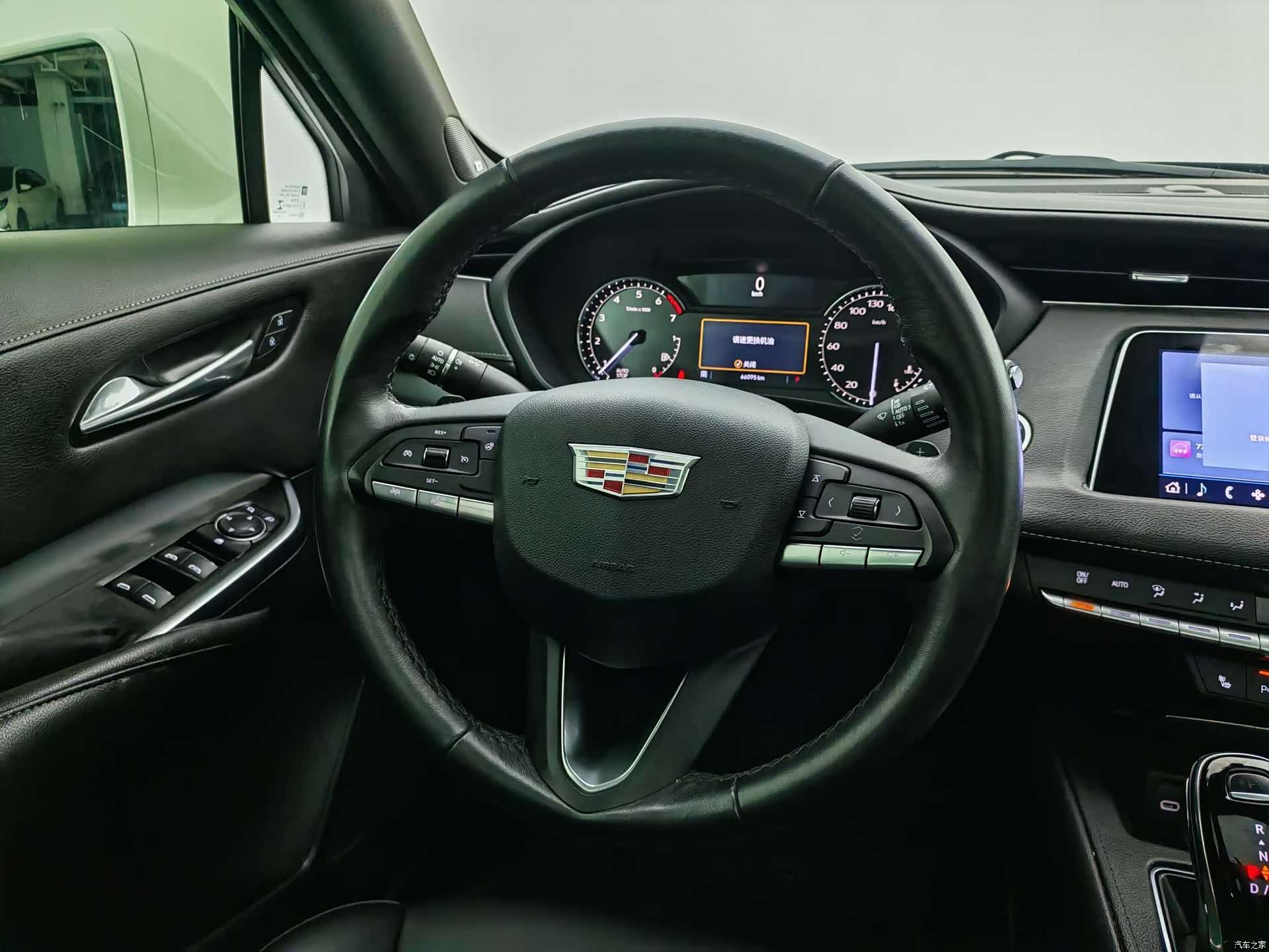 Cadillac XT4, 2021 12
