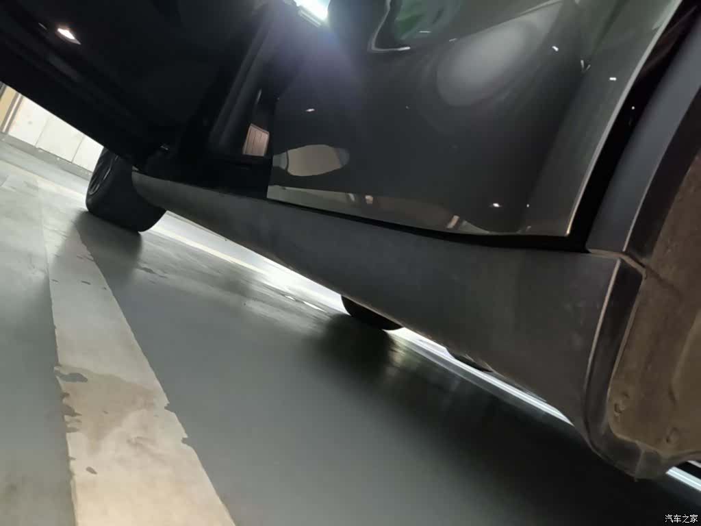 Tesla Model Y, 2023 22