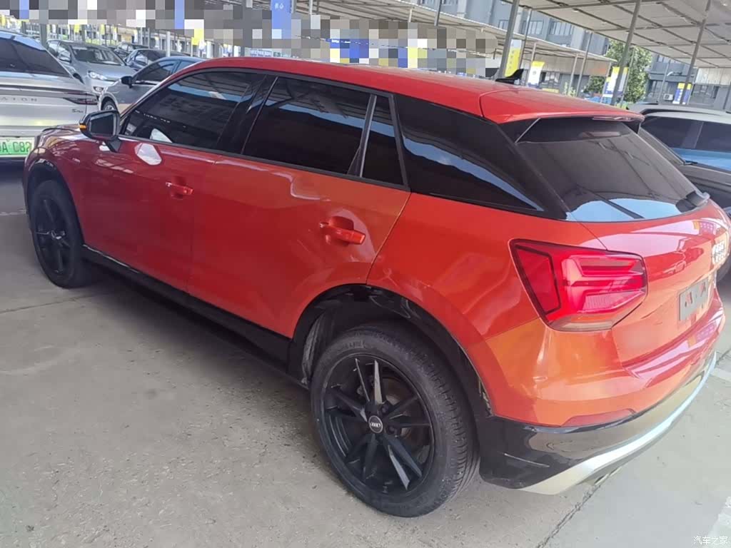 Audi Q2L, 2019 все фото