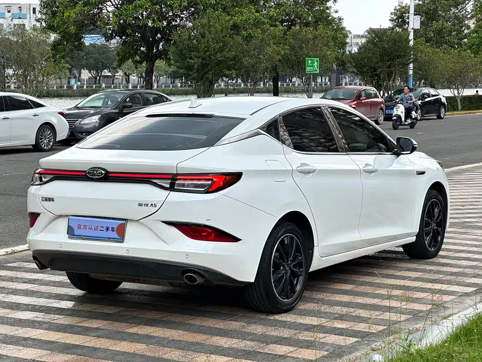 JAC Jiayue A5