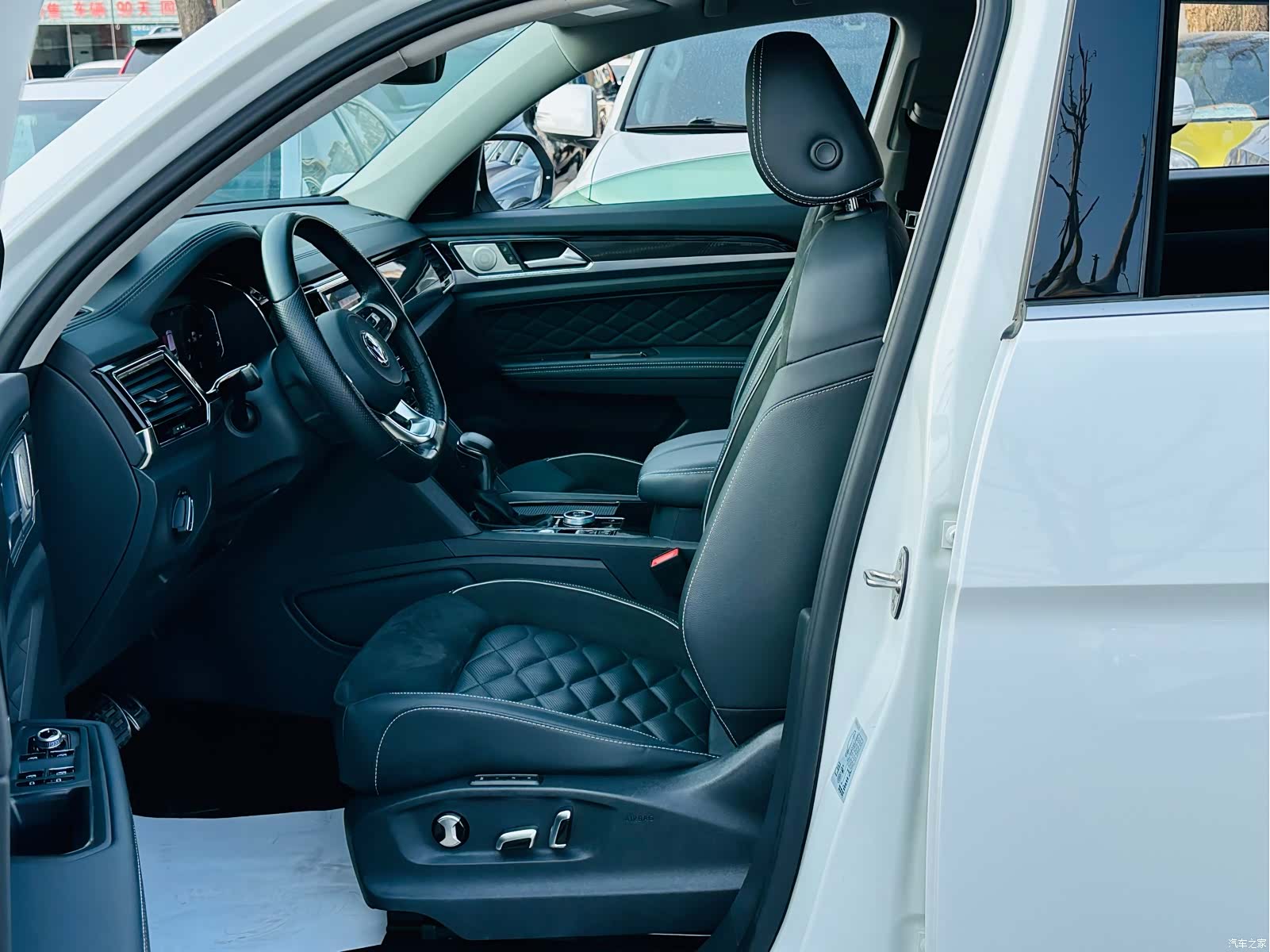 Volkswagen Teramont X, 2020 9