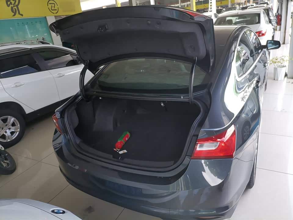 Chevrolet Mai Ruibao XL