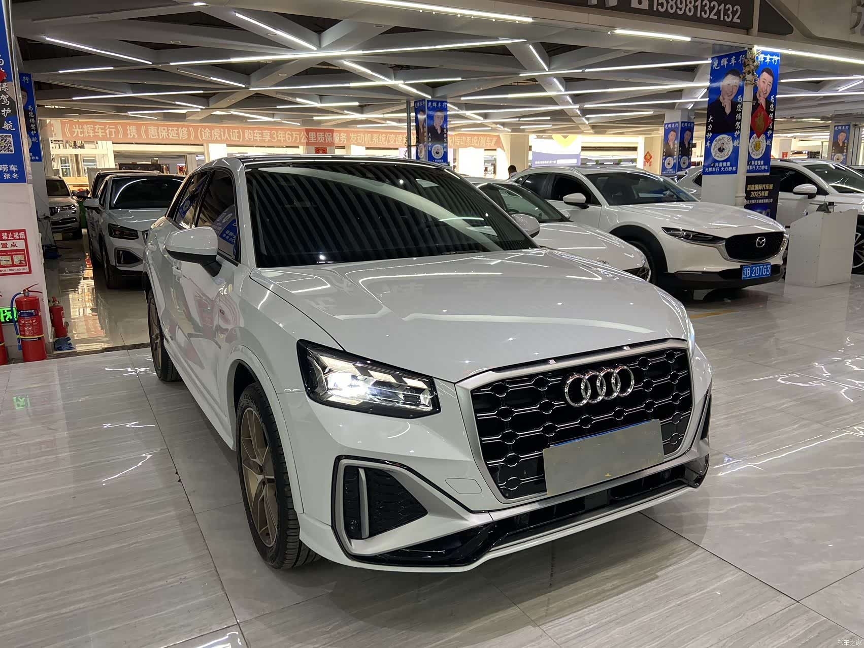 Audi Q2L, 2022 3