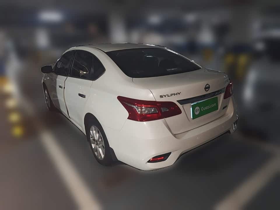 Nissan Xuan Yi