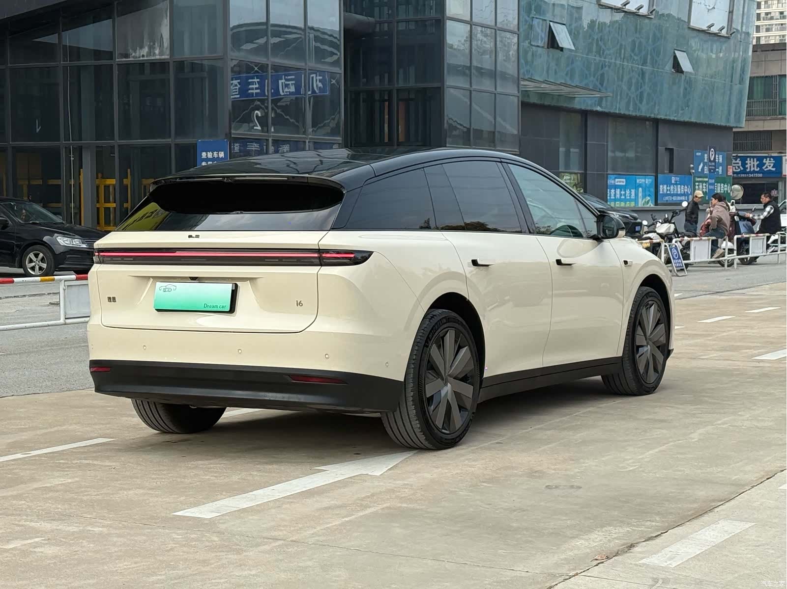 Li Auto i6, 2026 6
