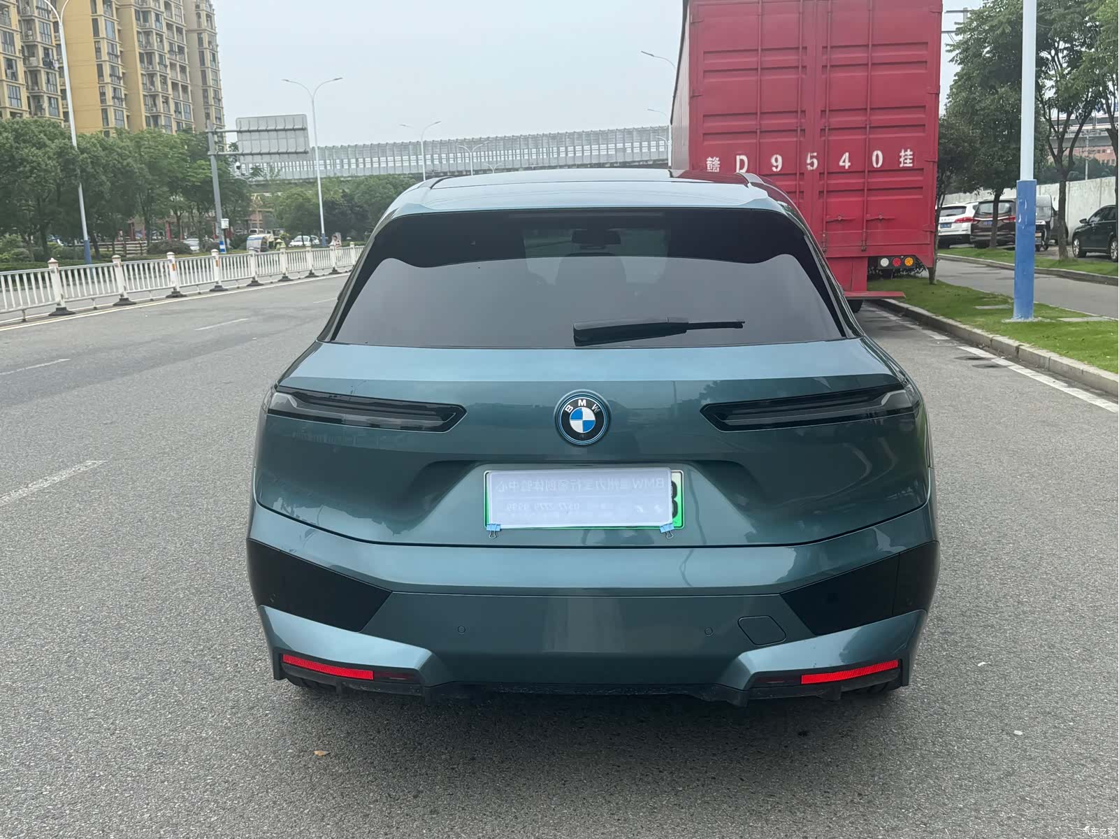 BMW iX, 2025 все фото