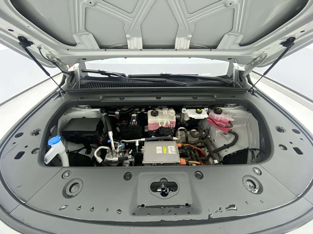 Leapmotor C10, 2025 12