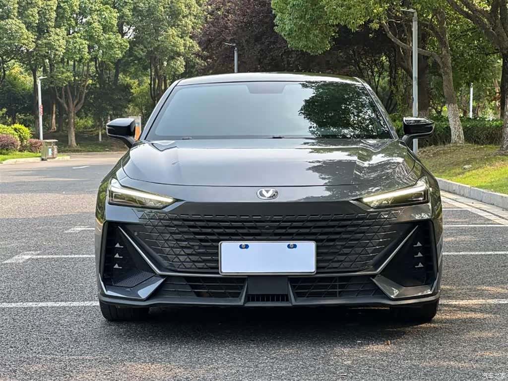 Changan UNI-V, 2023 3