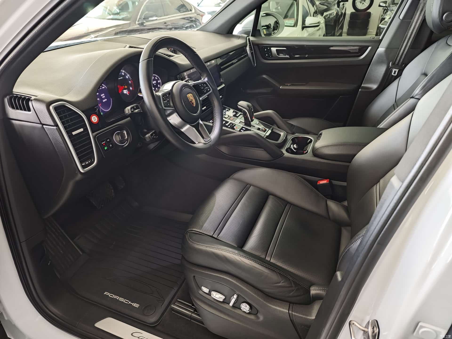 Porsche Cayenne, 2022 8