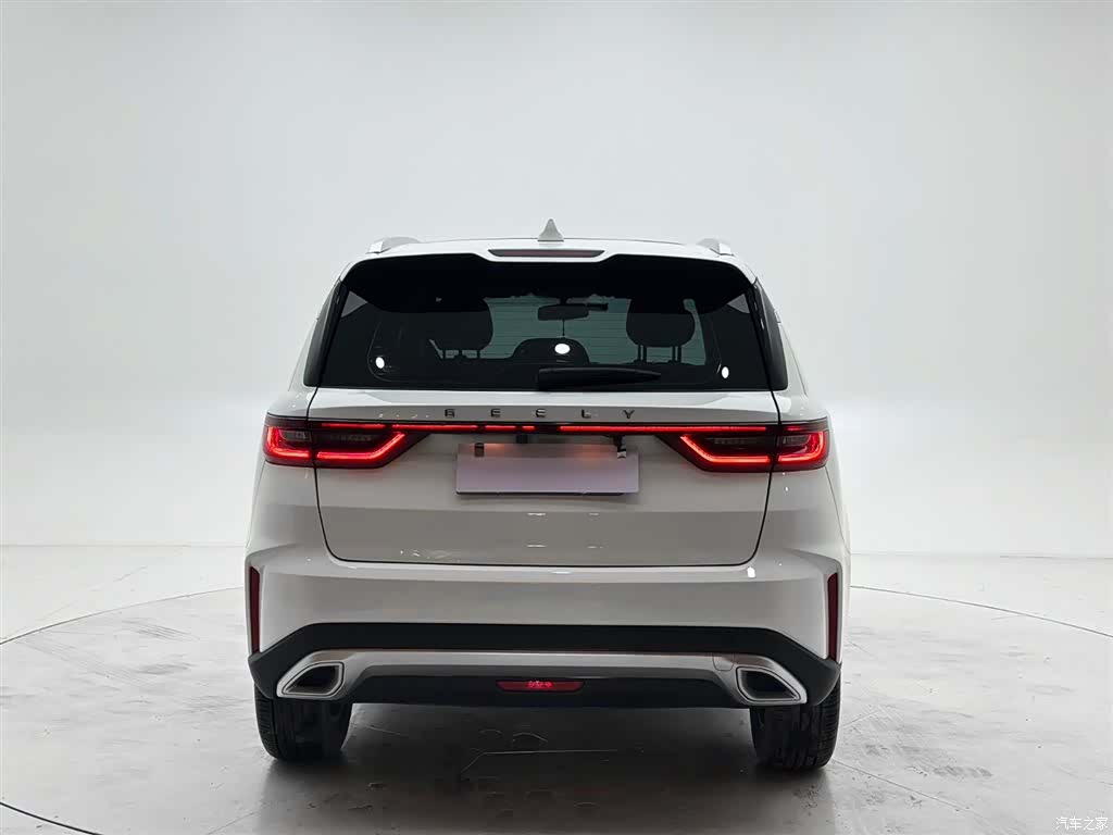 Geely X6, 2021 все фото