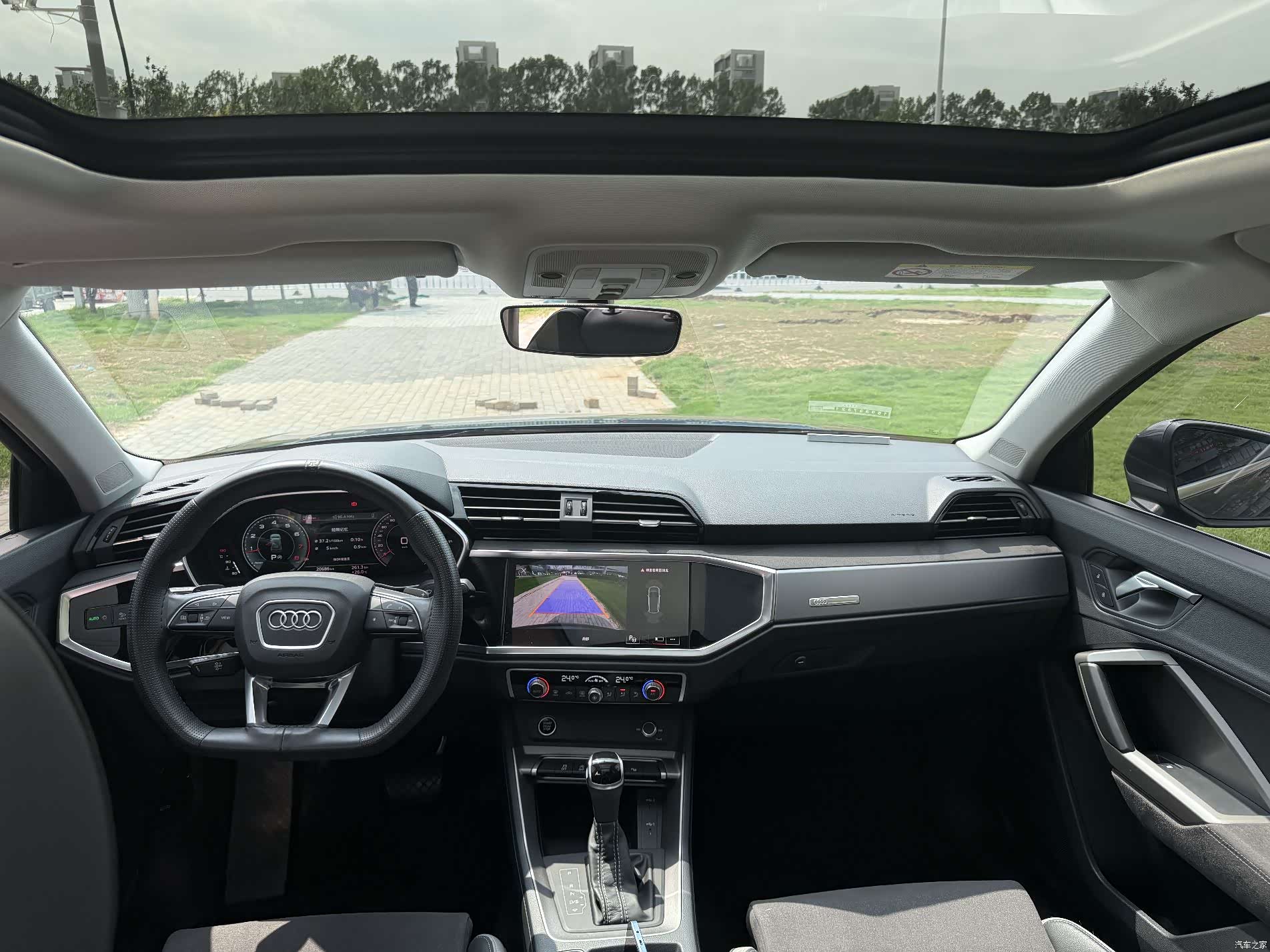 Audi Q3, 2023 21