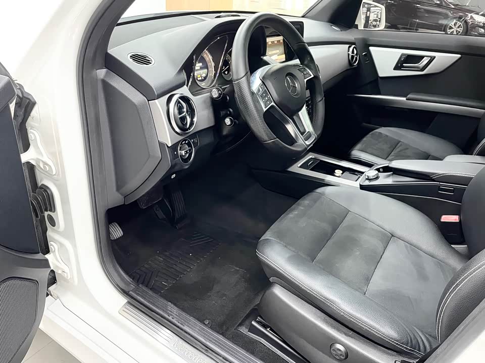 Mercedes-Benz GLK class