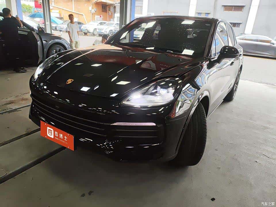 Porsche Cayenne, 2023 1