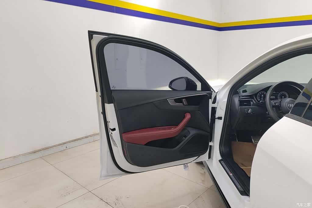Audi A4L, 2024 7
