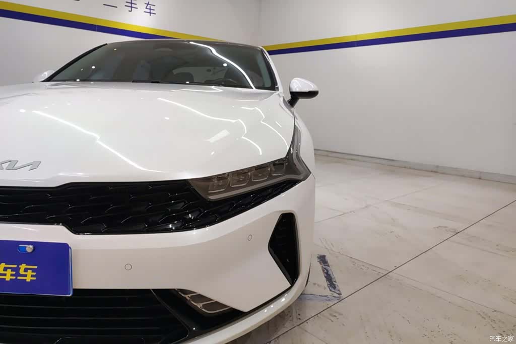 Kia K5, 2023 все фото