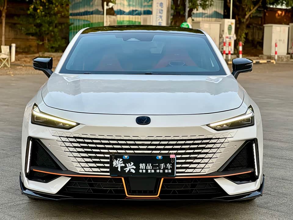Changan UNI-V