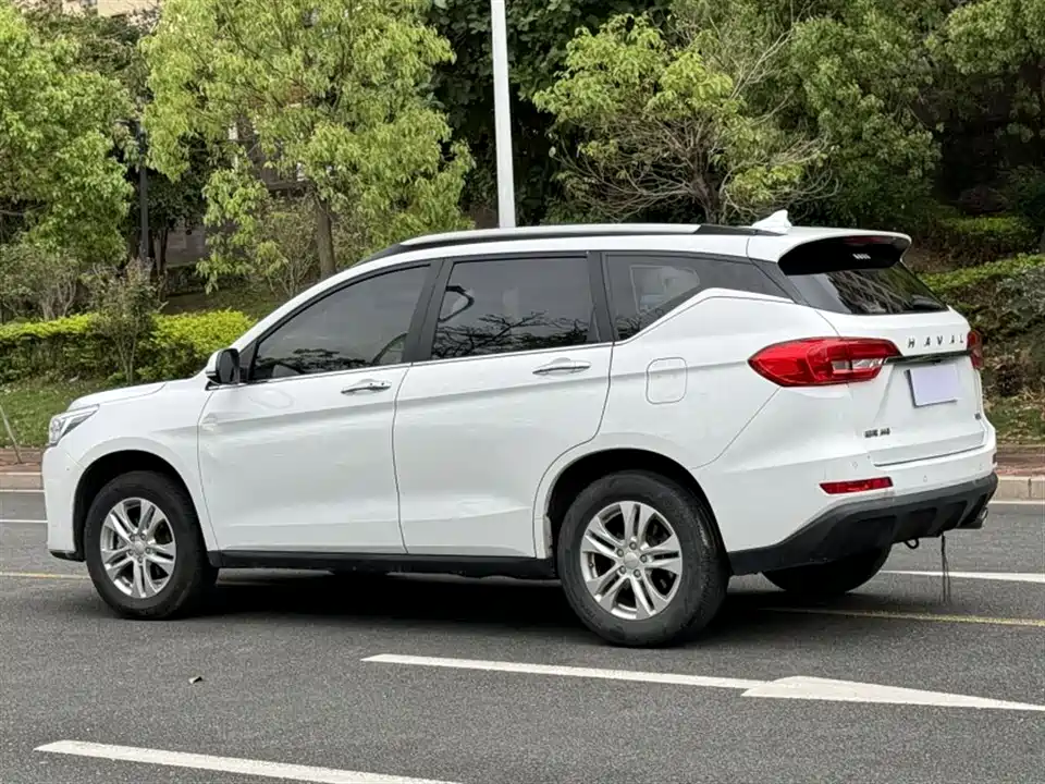 Haval M6
