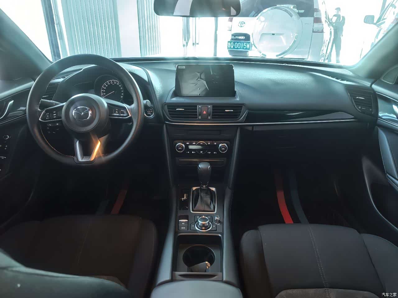 Mazda CX-4, 2023 9