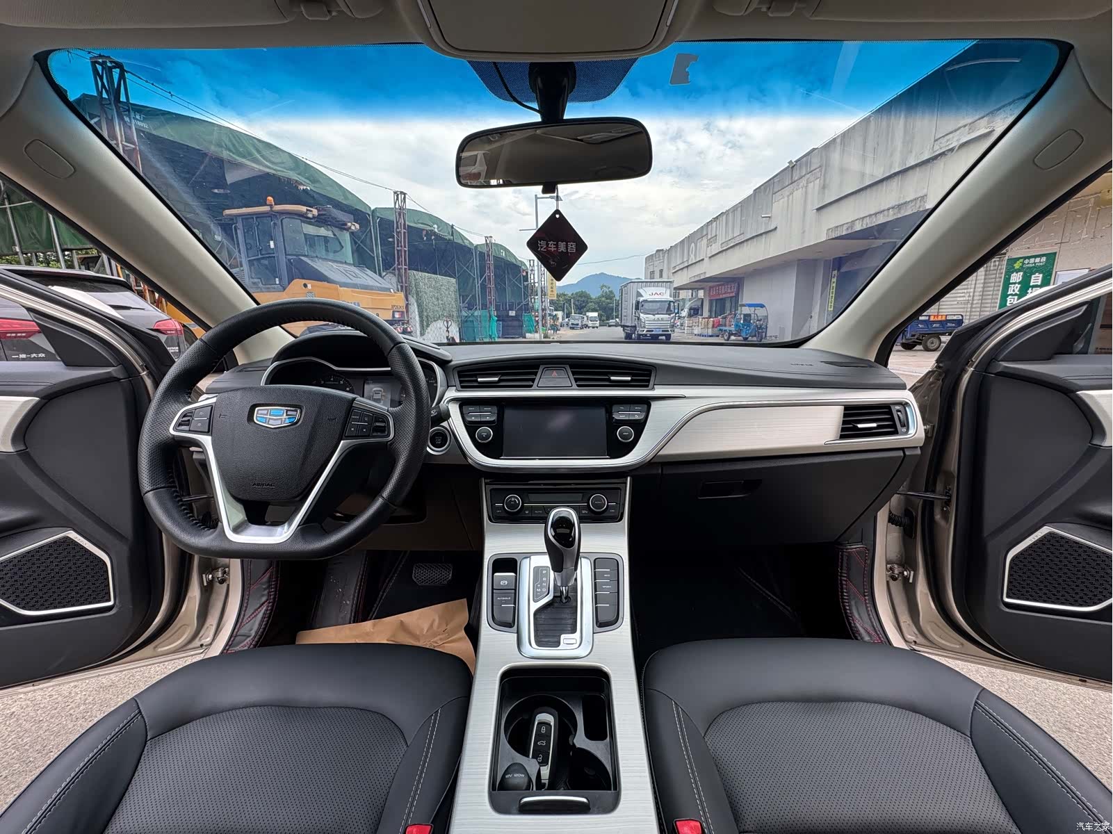 Geely Emgrand, 2017 6