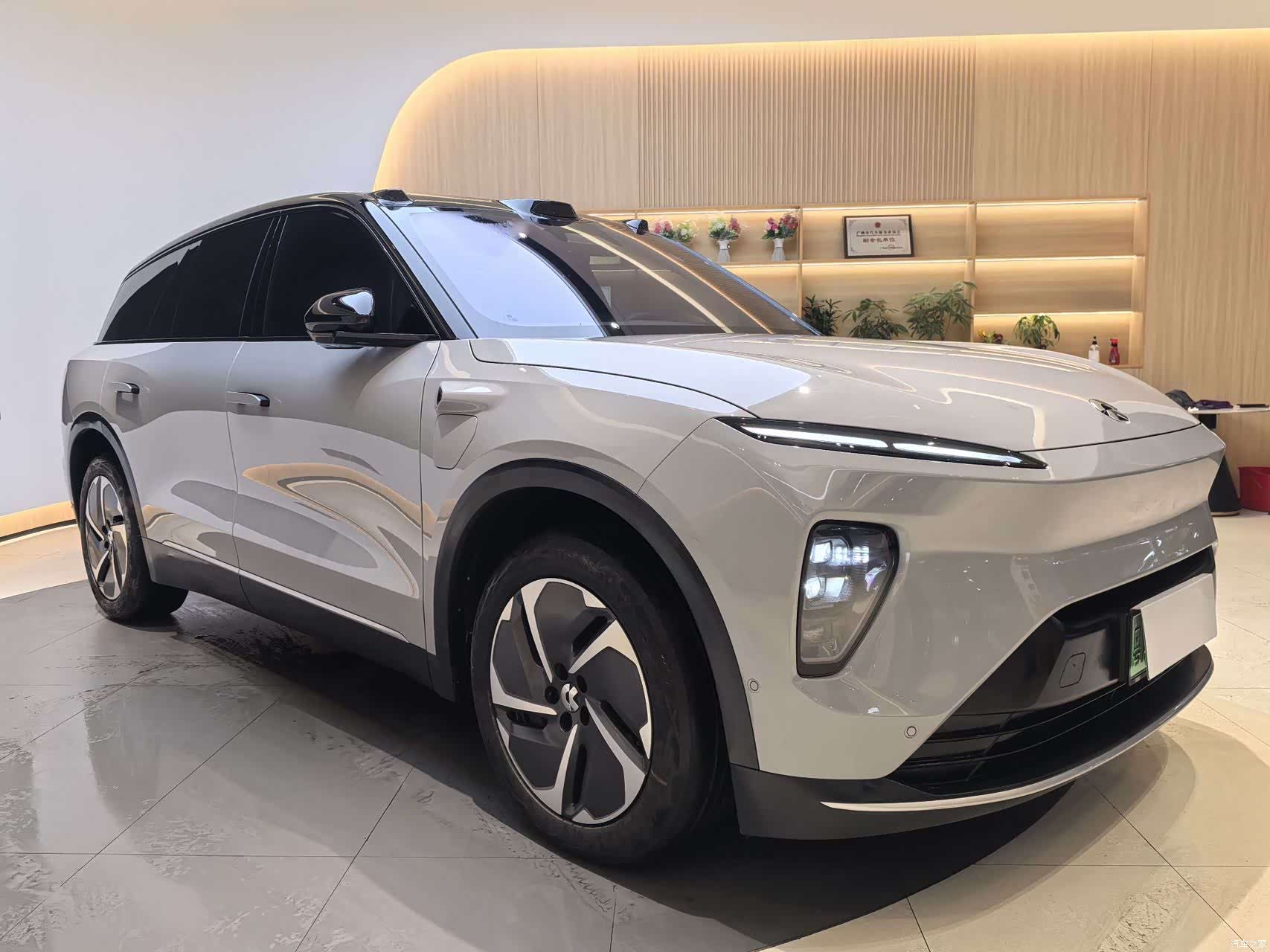 NIO ES8, 2024 3