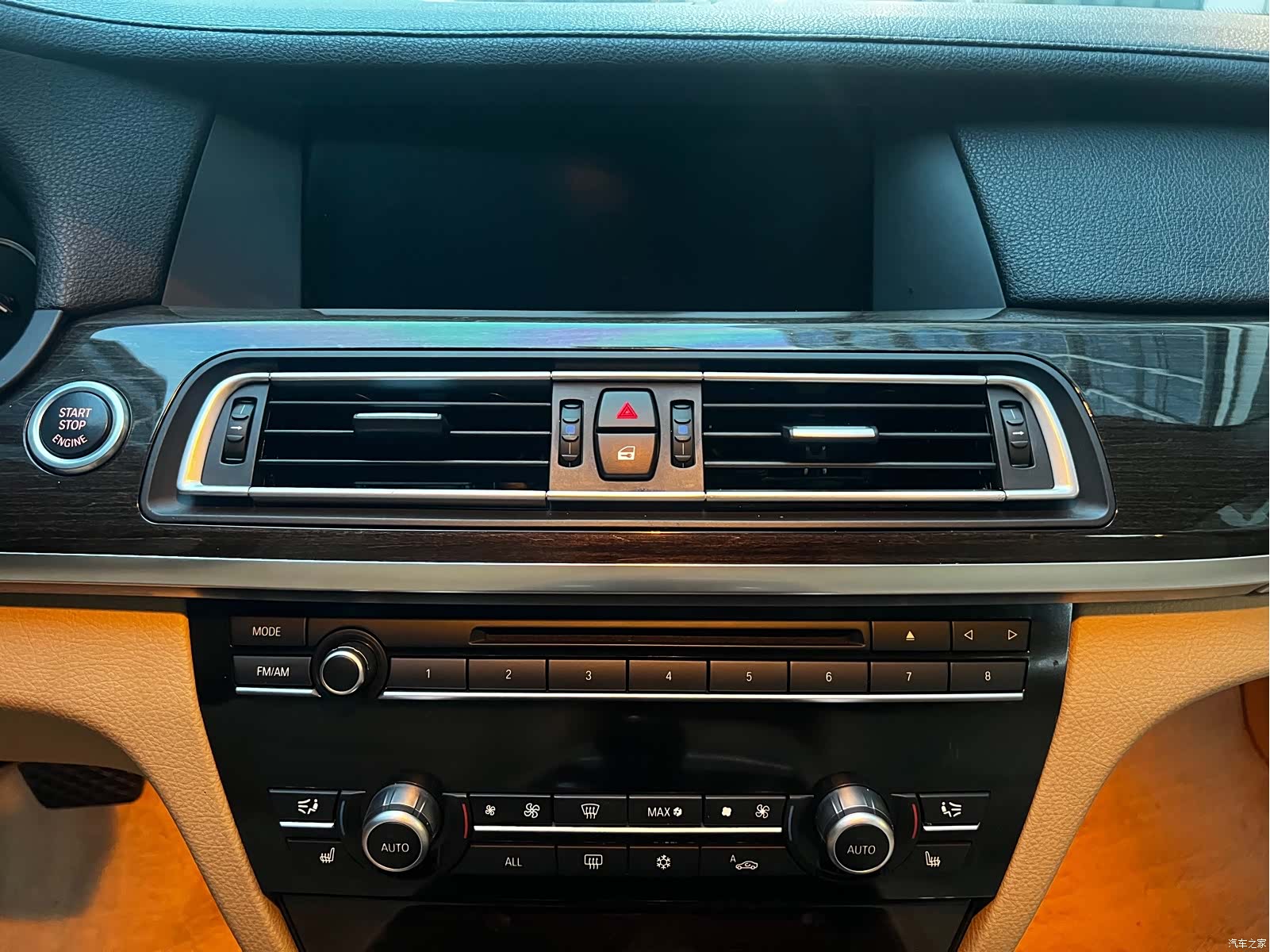 BMW 7 Series, 2012 17