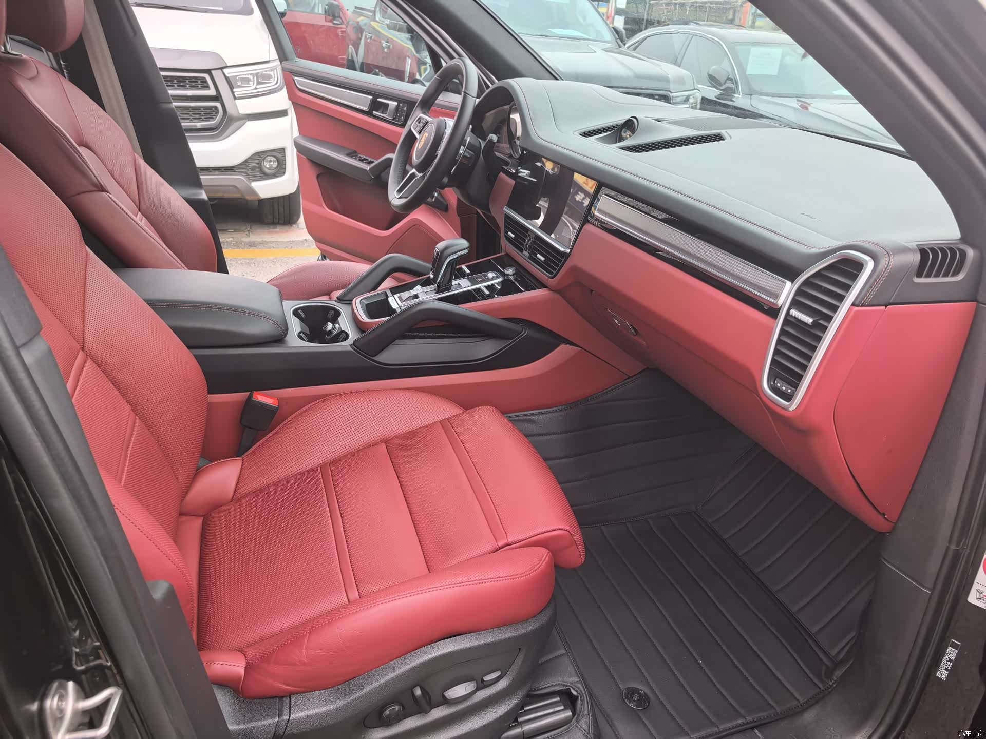 Porsche Cayenne, 2023 7