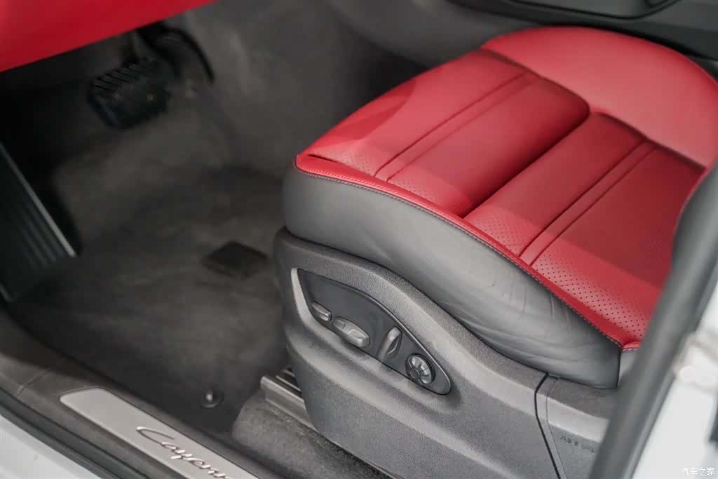 Porsche Cayenne, 2024 10