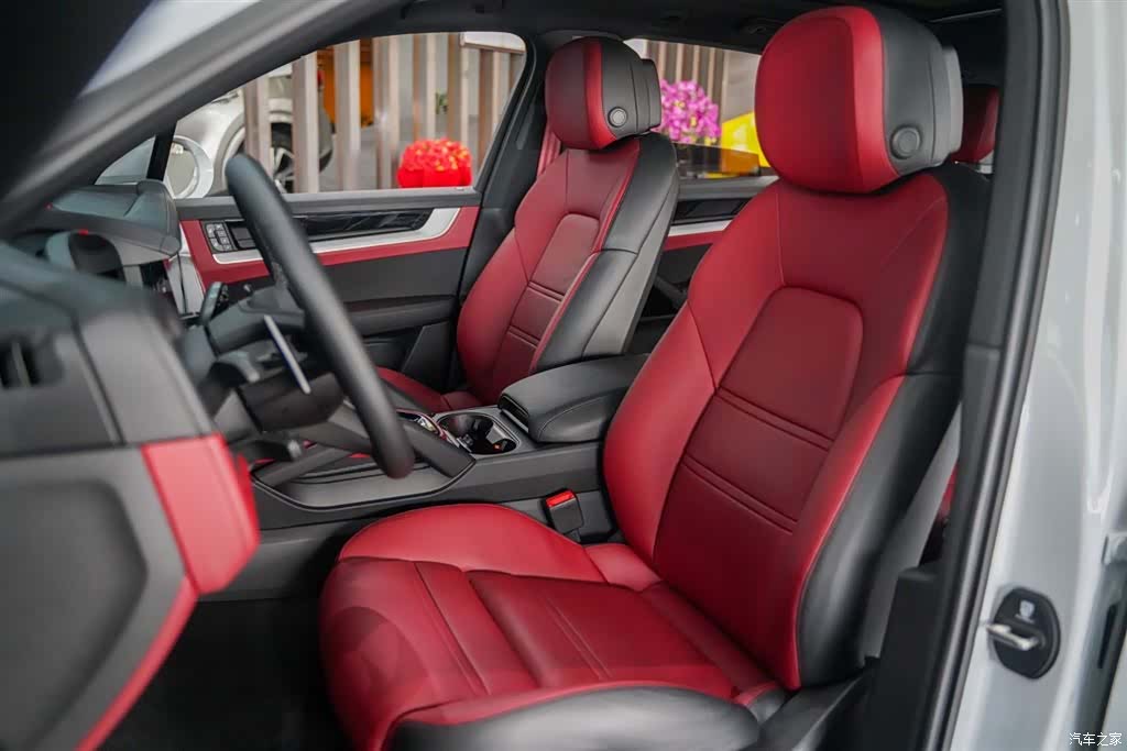 Porsche Cayenne, 2024 15