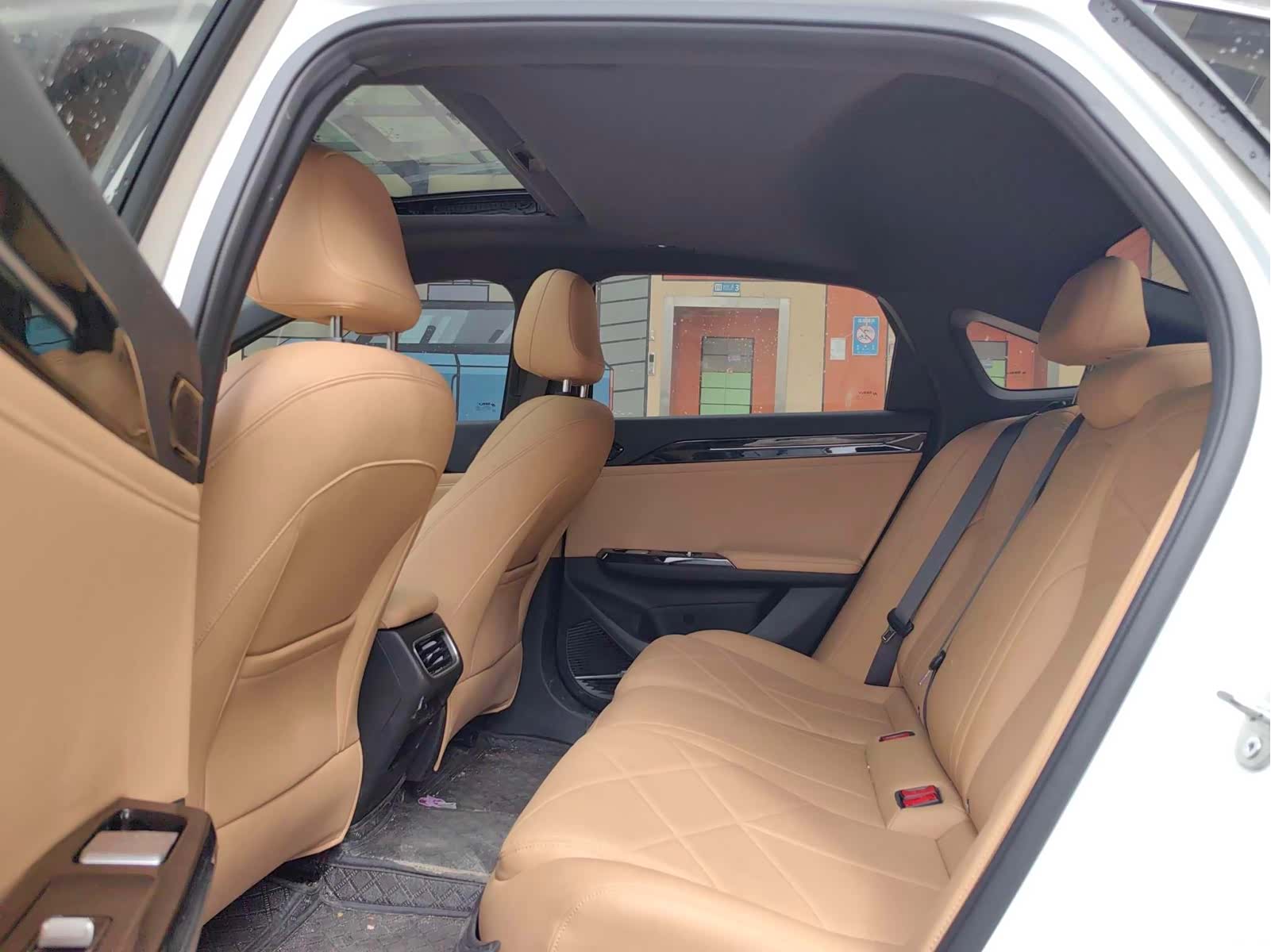 Geely Galaxy L6, 2024 10