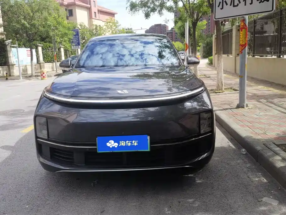 Li Auto Ideal L8