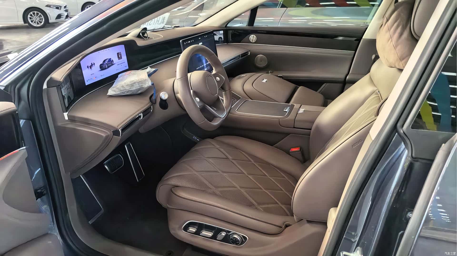 Stelato S9, 2025 13