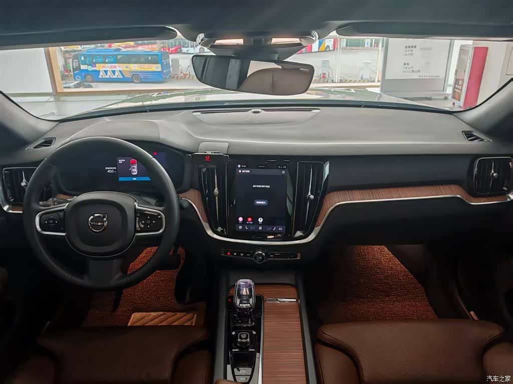 Volvo S60, 2024 14