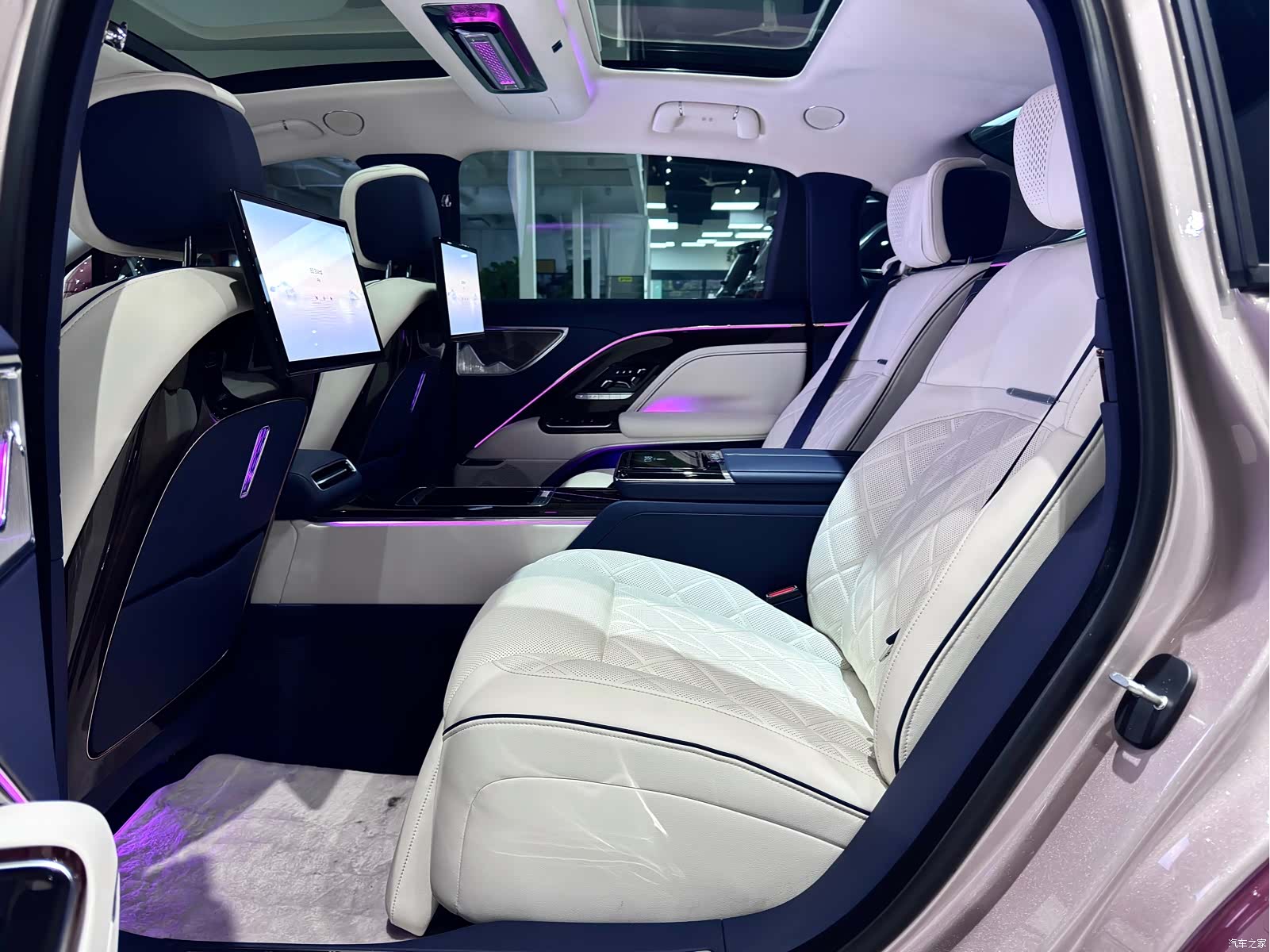 Hongqi Guoya, 2025 31