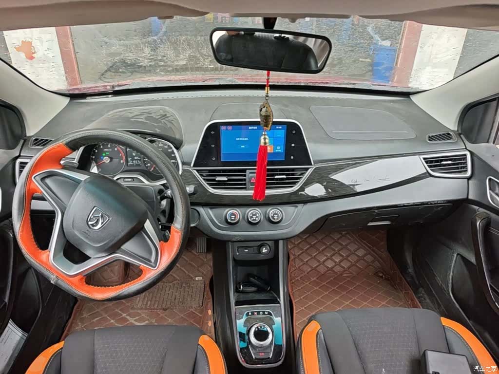 Wuling 310, 2017 10