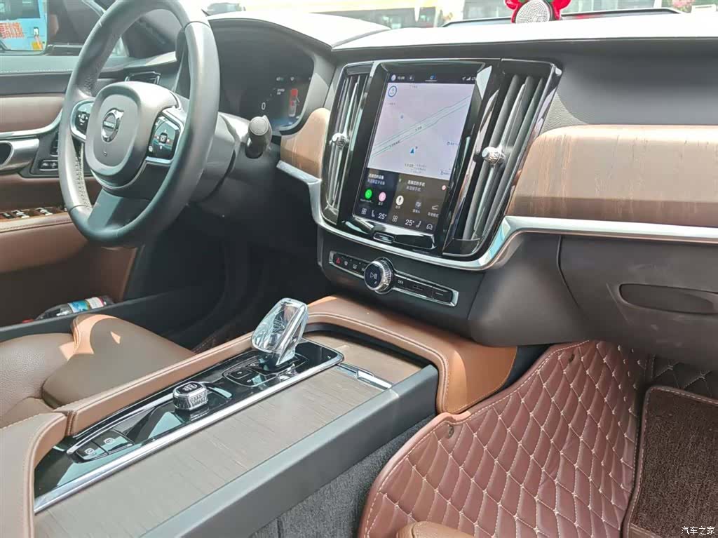 Volvo S90, 2023 24