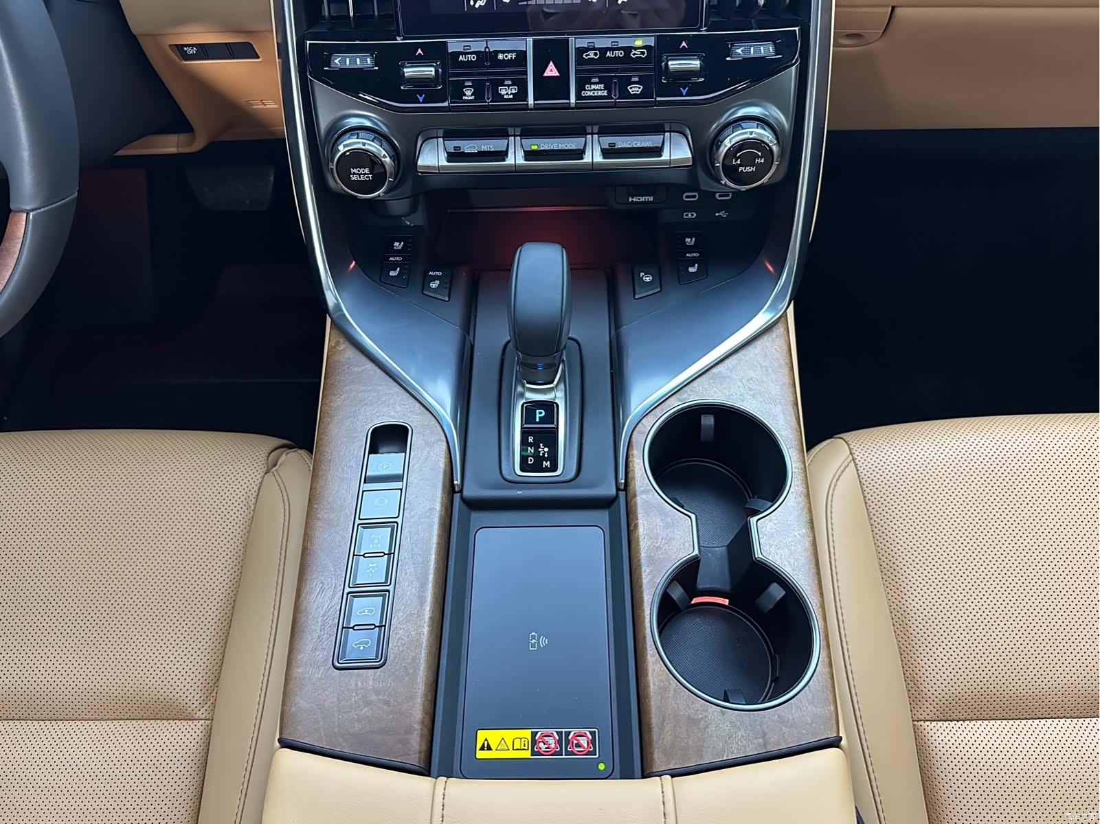 Lexus LX, 2025 18
