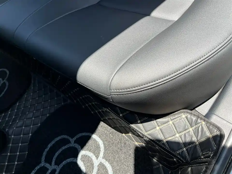 Toyota YARiS L Zhixuan