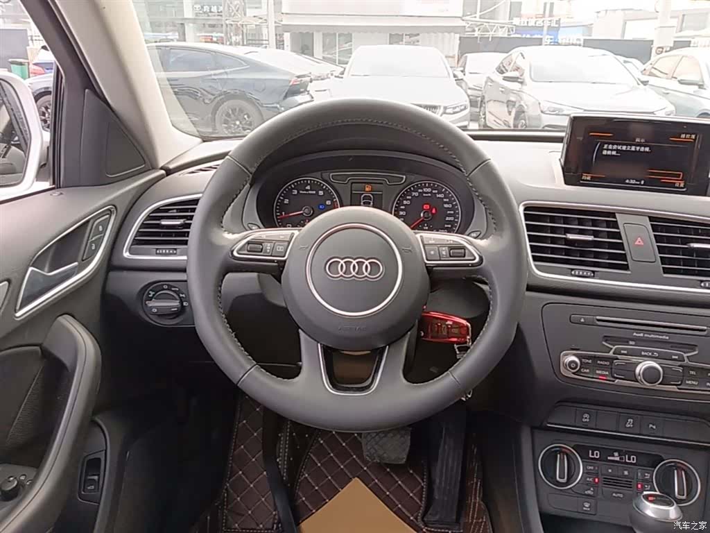 Audi Q3, 2019 11