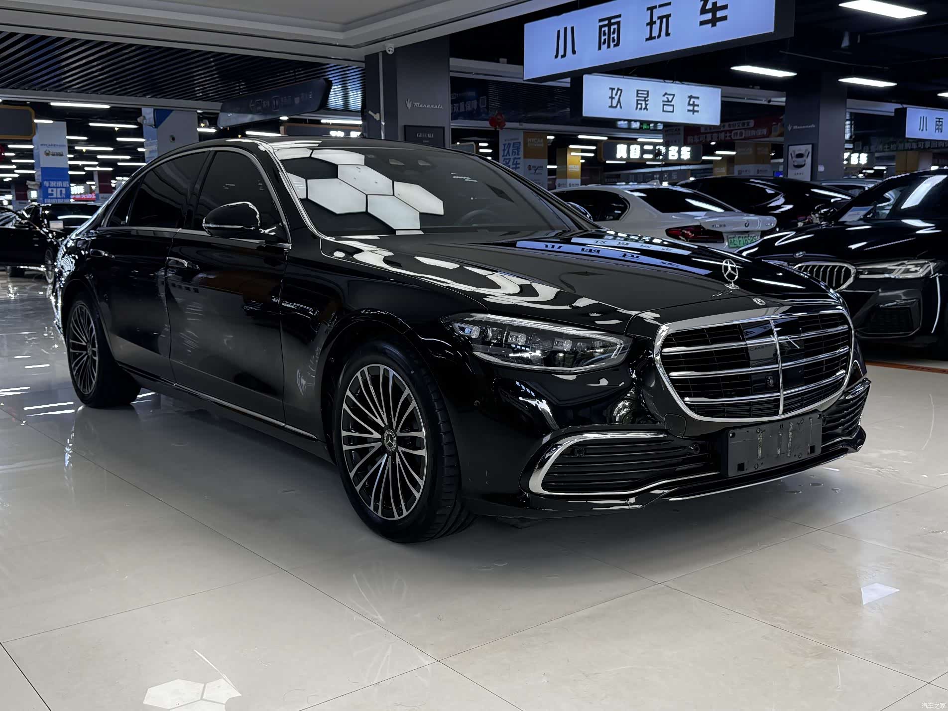 Mercedes-Benz S-Class, 2025 3