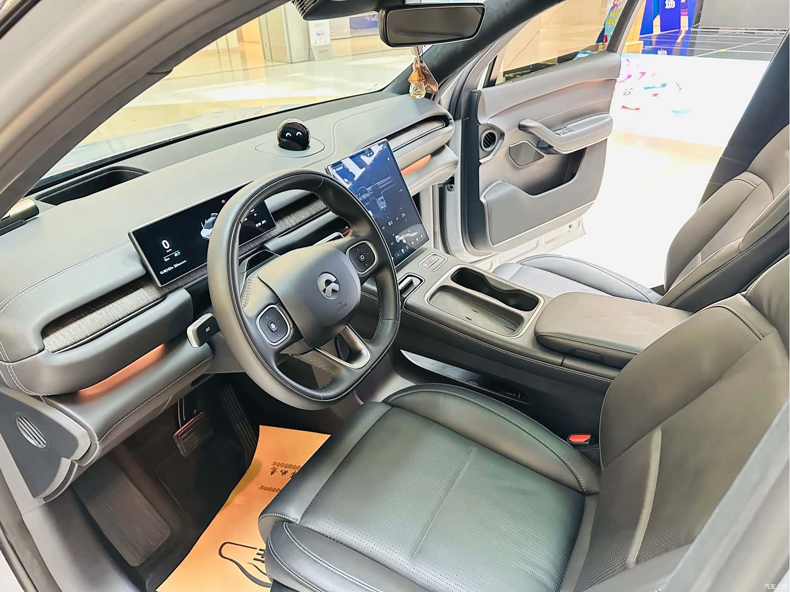 NIO ES6, 2023 9