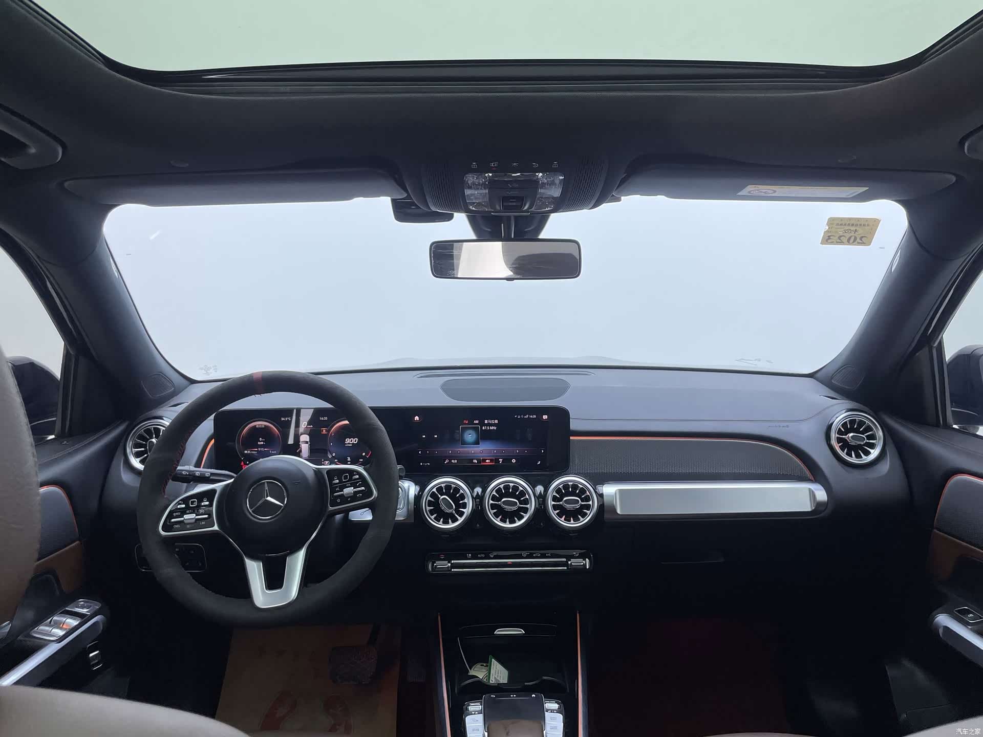 Mercedes-Benz GLB, 2021 28