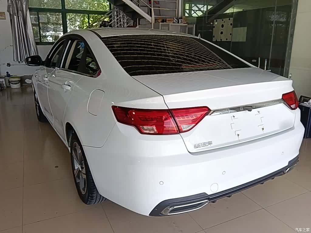 Geely Emgrand, 2019 все фото