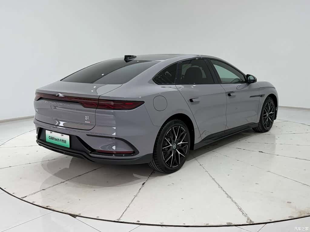 BYD Han, 2025 8