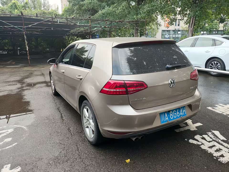 Volkswagen golf