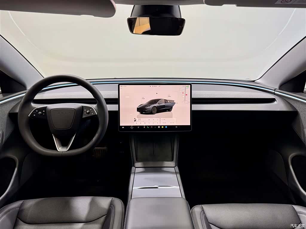 Tesla Model 3, 2024 14