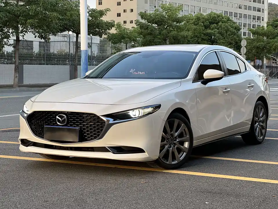 Mazda 3 Angkesaila