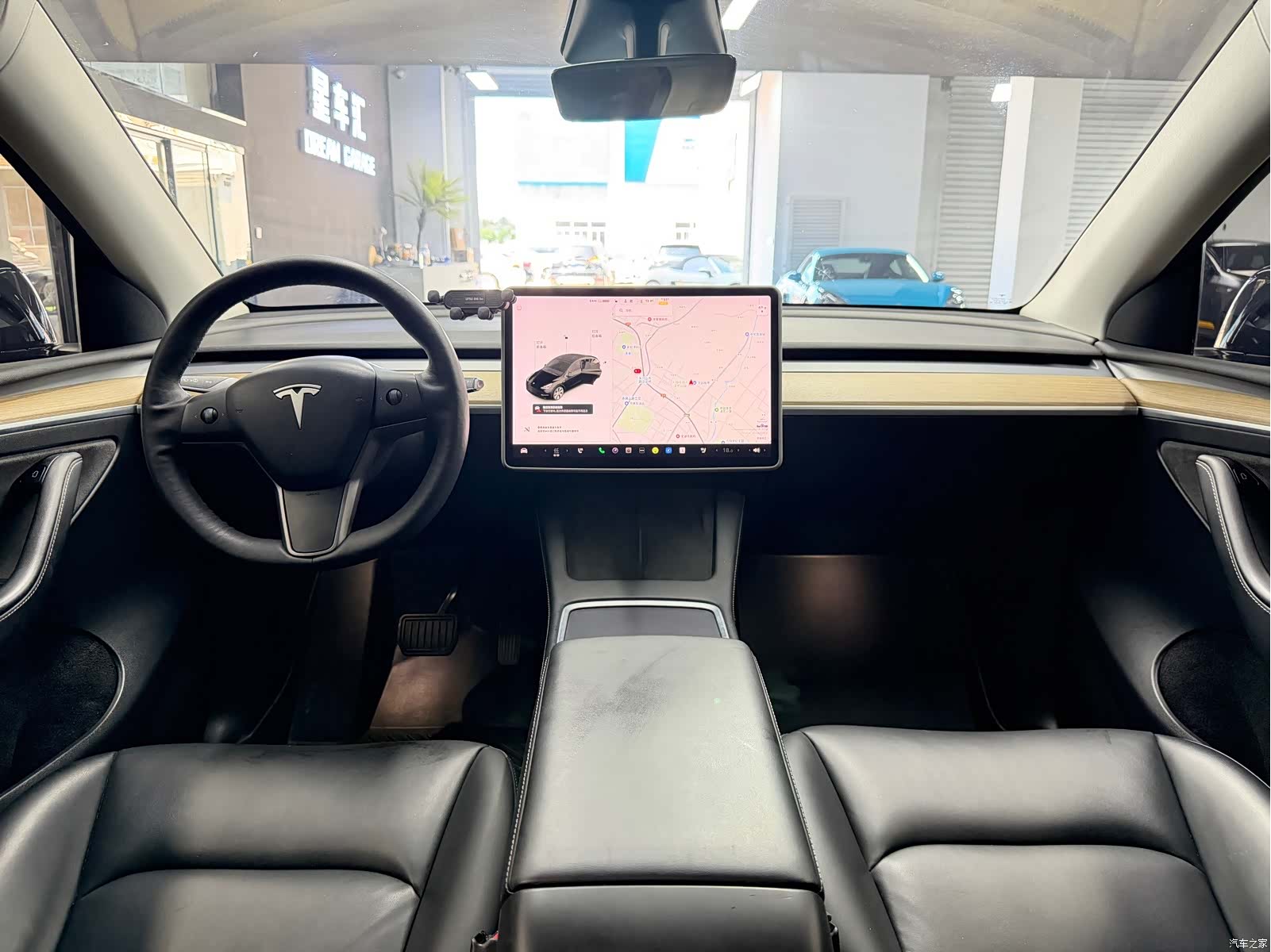 Tesla Model Y, 2021 6